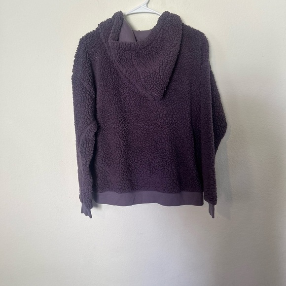 Z by Zella Large Purple Sherpa Lol Over Hoodie - Picture 3 of 8